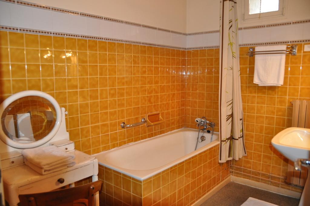 Hotel Des Eaux-Bonnes Zimmer foto